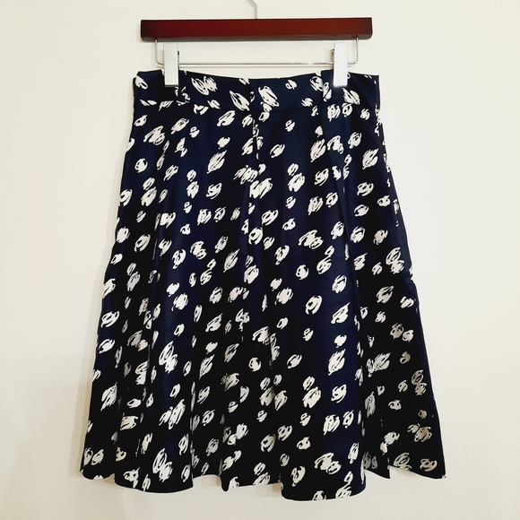 Kate Spade Navy and White Lillith silk skirt 10 - Picture 5 of 7